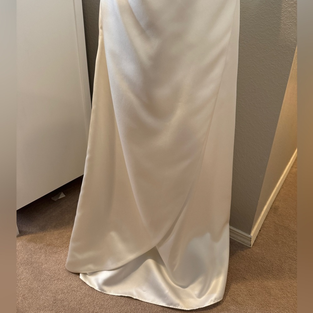 Jessica McClintock Wedding dress size 6 - Picture 2 of 10